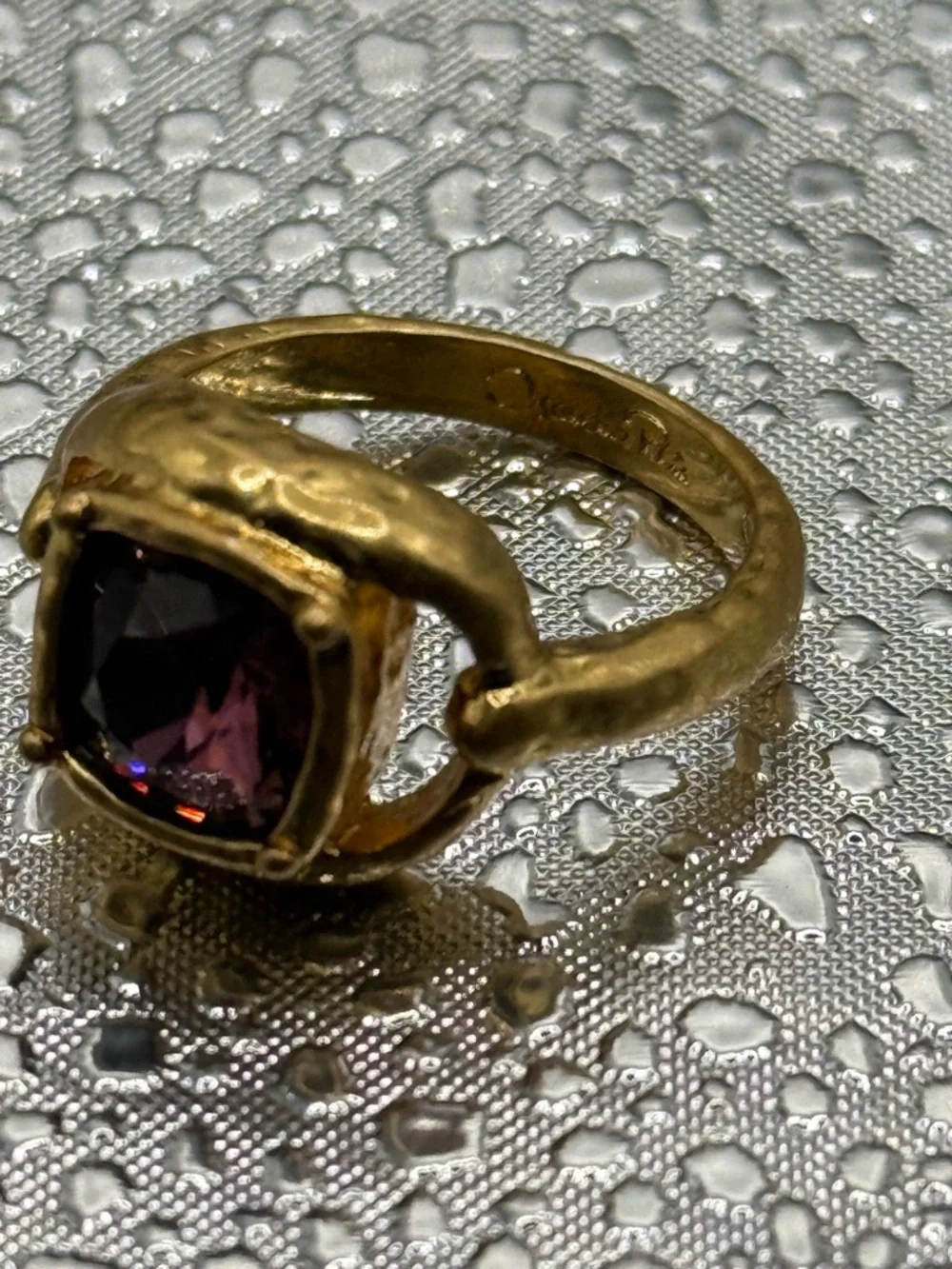 Oscar de la Renta Crystal embelished ring